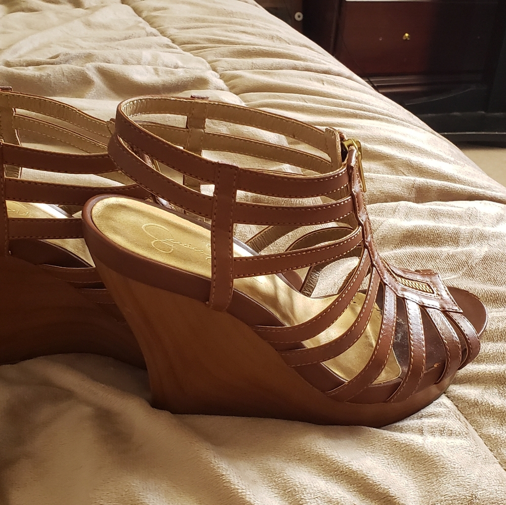Jessica Simpson Wedges